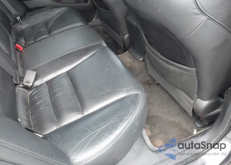 2011 Honda Accord 2.4 Se z USA, uszkodzony, nr VIN 1HGCP2F60BA028489